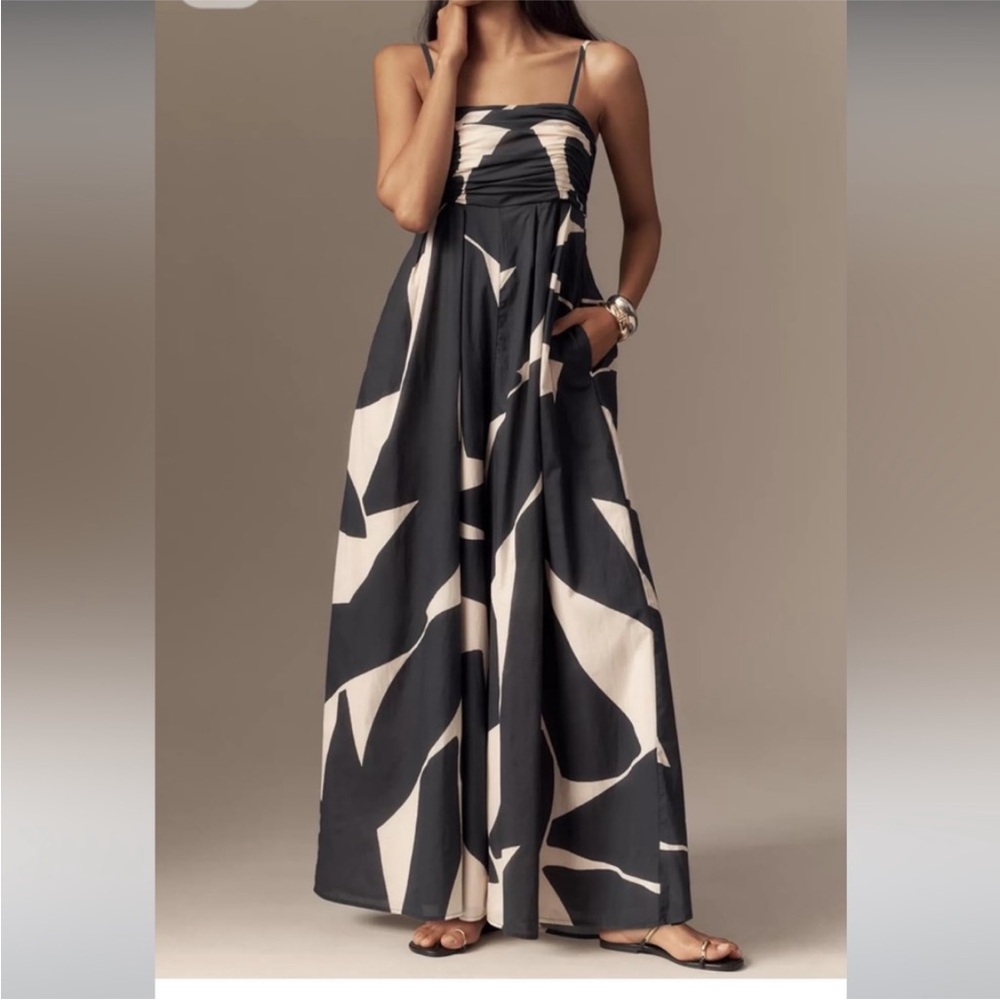 Chic Black and Cream Maxi Dress